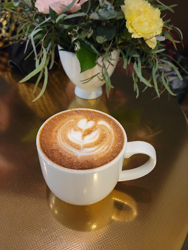 3713 Kensington Ave, Burnaby, BC V5B 0A7