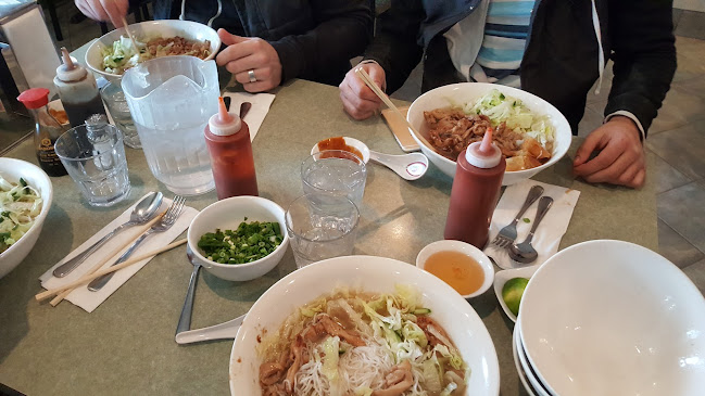 Thuan Hoa Restaurant - Hospitality and gastronomy