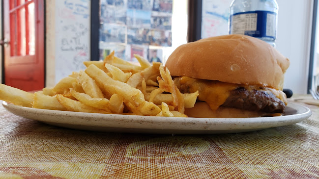 Opinii despre Blondie's în Winnipeg - Hospitality and gastronomy