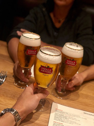 Browns Socialhouse Eagle Landing - Hospitality and gastronomy