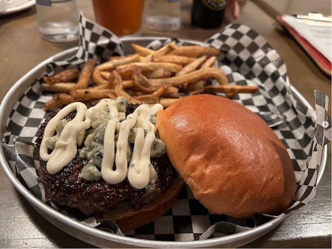 Opinii despre Bite Burger House în Ottawa - Hospitality and gastronomy