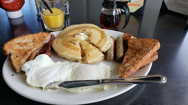 Opinii despre Ricky's Cafe - Red Deer în Red Deer - Hospitality and gastronomy