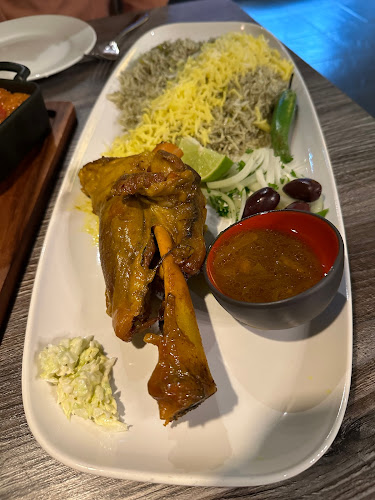 Comentarii opinii despre SADRA PERSIAN GRILL HOUSEرستوران صدراونكوور