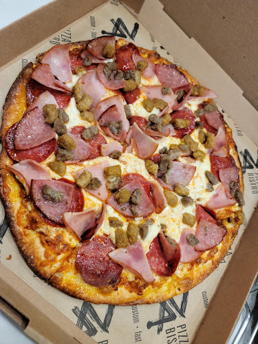 ZA Pizza Bistro Osborne Village - Hospitality and gastronomy