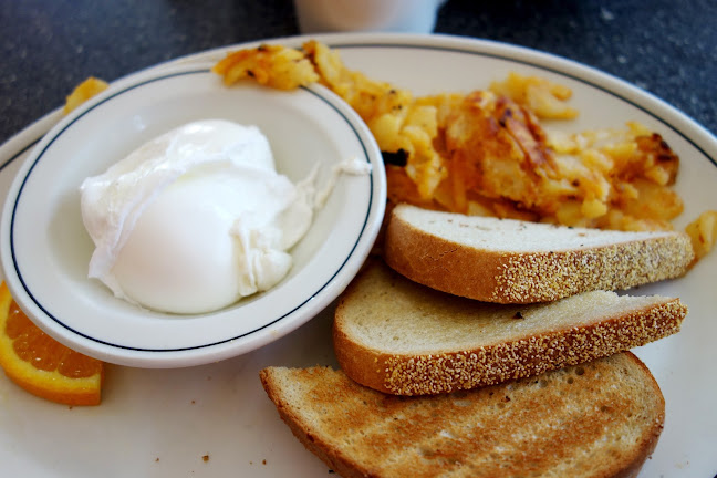 Peter's Place - Hospitality and gastronomy