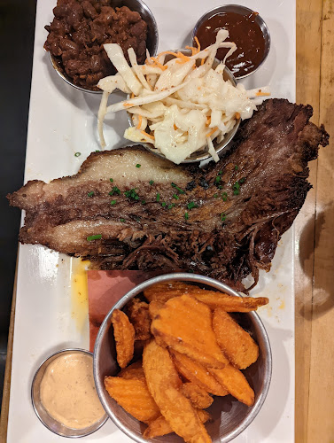 Sociable Kitchen + Tavern - Brantford