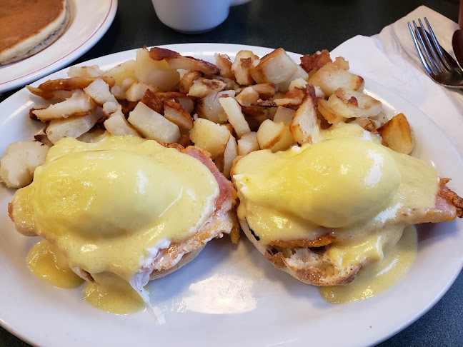 Continental Pancake House & Family Restaurant