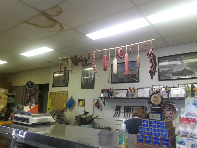 2228 Ave C North, Saskatoon, SK S7L 6C4