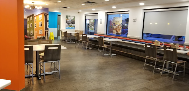 Comentarii opinii despre Mary Brown's Chicken & Taters