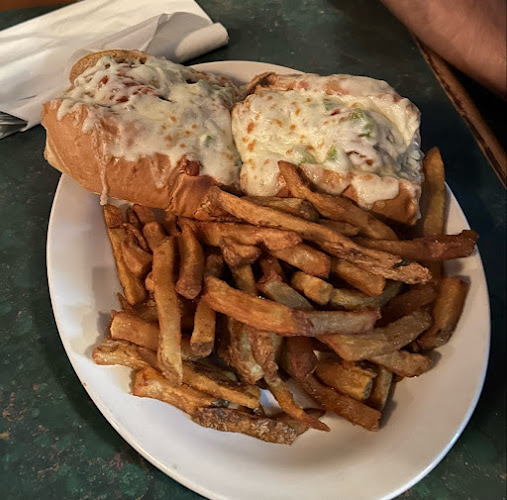 33 Lakeshore Rd, St. Catharines, ON L2N 7B3