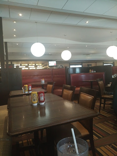 Fifty's Grill & Deli - Hospitality and gastronomy