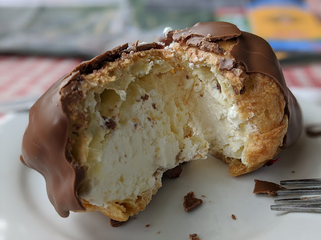 Comentarii opinii despre Bugaboos Bakery Cafe