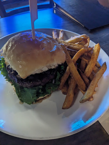 Fargos Restaurant and Lounge - Edmonton