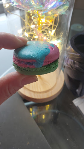 Ollia Macarons & Tea - Calgary