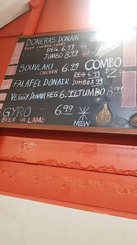 72 8th St, New Westminster, BC V3M 3P1