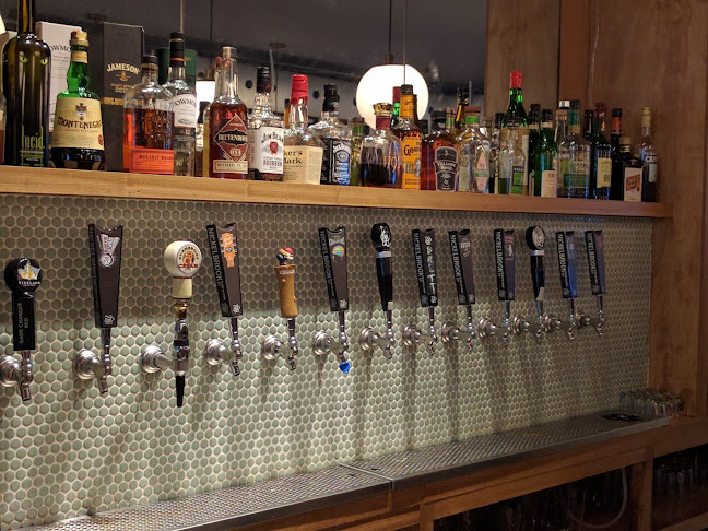 Comentarii opinii despre The Dylan Bar