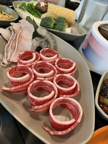 The Dolar Shop Hot Pot - Hospitality and gastronomy