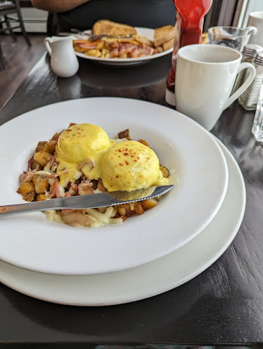 Comentarii opinii despre Average Joe's