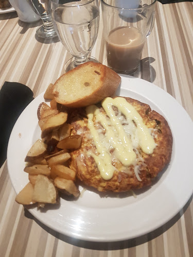 Comentarii opinii despre ROMEOs Kitchen + Spirits