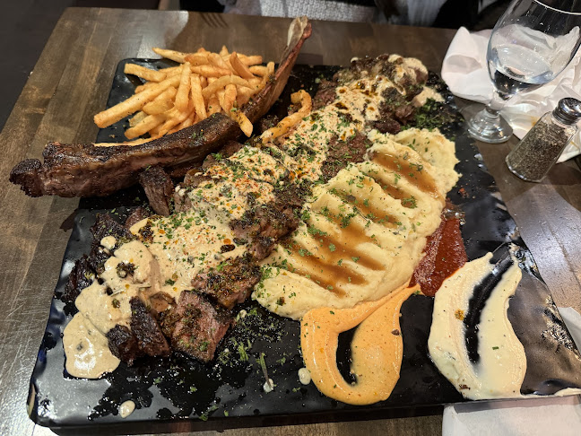 Blackstone Steakhouse and Grill - Mississauga - Hospitality and gastronomy