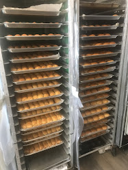 JunjhelLucks bread house