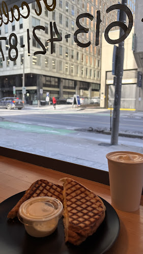 Comentarii opinii despre MCC