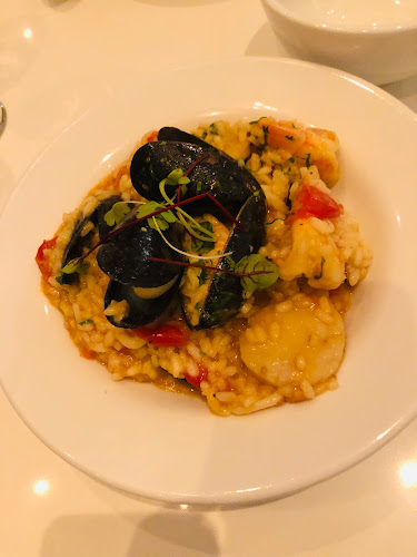 15 Toronto St, Toronto, ON M5C 2E3