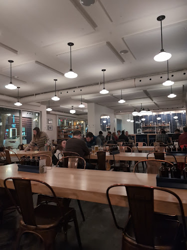 Opinii despre MEAT în Edmonton - Hospitality and gastronomy