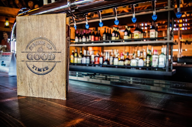 Montana’s BBQ & Bar