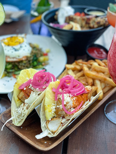 Comentarii opinii despre Murphy's Law Pub And Kitchen