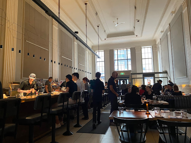 62 Sparks St., Ottawa, ON K1P 5A5