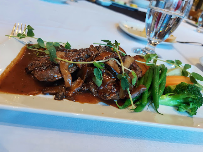 8555 Jane St #1, Concord, ON L4K 5N9