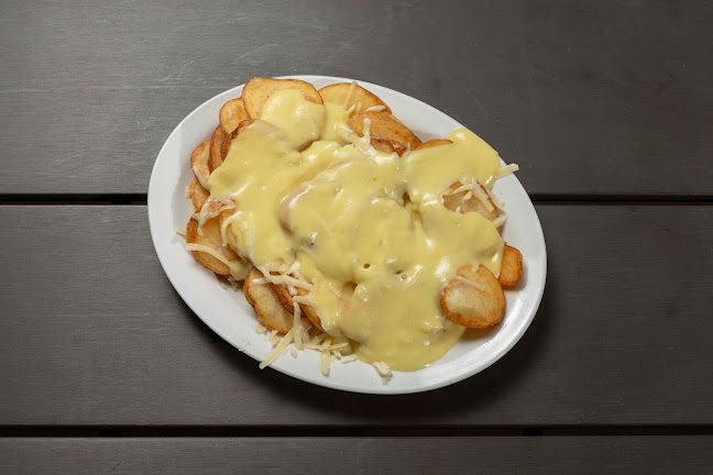 694 Woolwich St, Guelph, ON N1H 3Z1