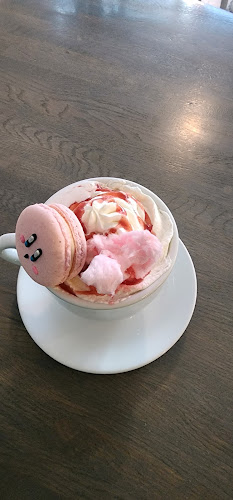 Cadeaux Bakery - Hospitality and gastronomy