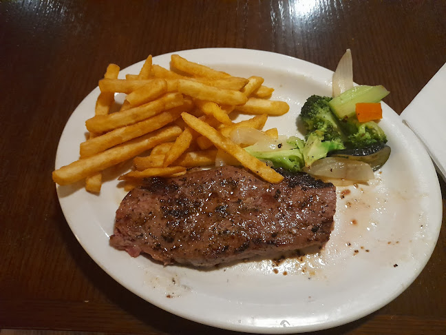 1852 Lakeshore Rd W, Mississauga, ON L5J 1J6