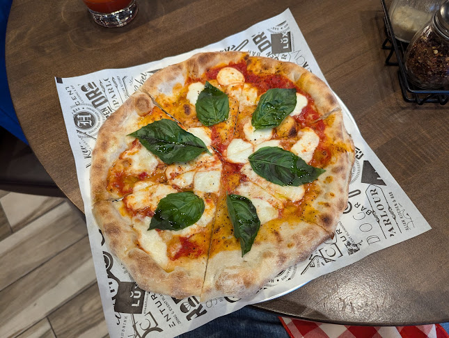 The Parlour Italian Kitchen & Bar - Edmonton