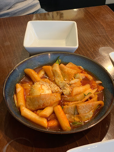 156 14th St E, North Vancouver, BC V7L 2N3