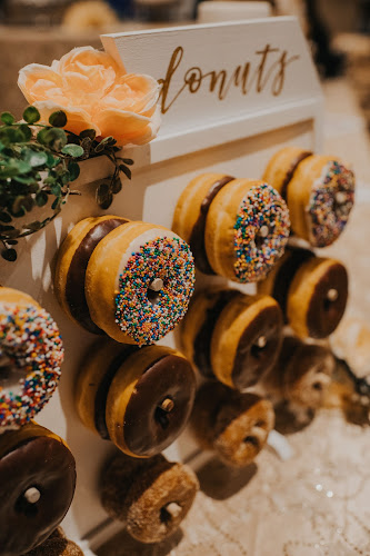 Kakes by Kathie-Kelowna Wedding Cakes - Kelowna