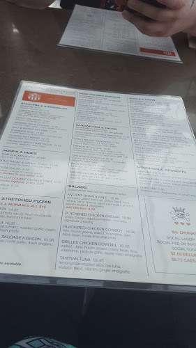 Browns Socialhouse Camrose - Hospitality and gastronomy