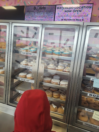 Comentarii opinii despre Debrodniks Donuts: Kitchener