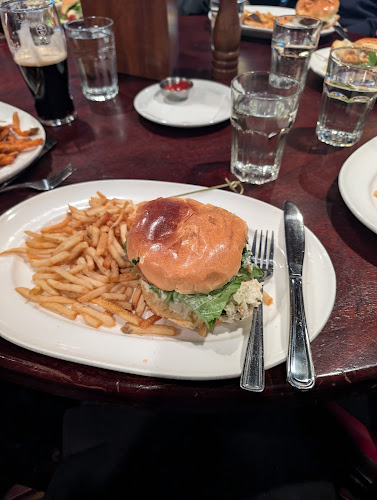 Bâton Rouge Grillhouse & Bar