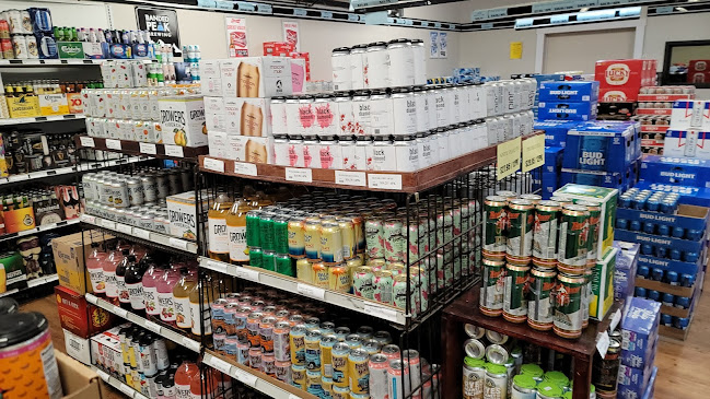 Comentarii opinii despre Millbourne Liquor Ltd