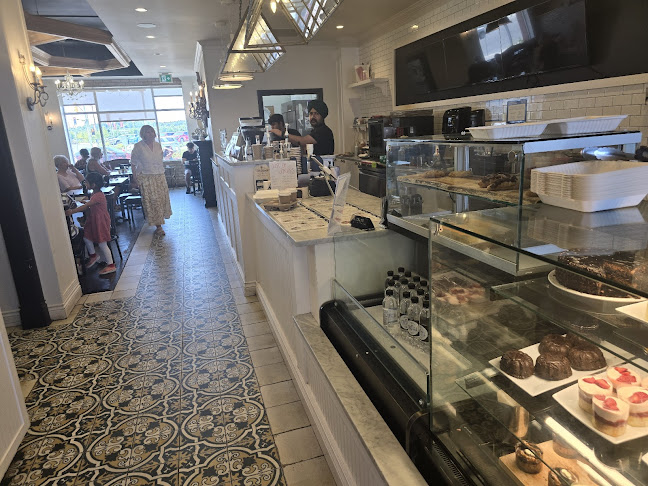 Comentarii opinii despre Cafe Cristal