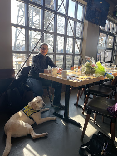 Opinii despre Tap & Barrel • Shipyards în North Vancouver - Hospitality and gastronomy