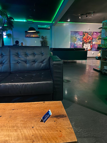 Comentarii opinii despre Bula Hookah Lounge