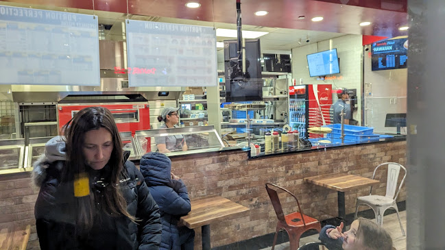 Opinii despre Domino's Pizza în Vancouver - Hospitality and gastronomy