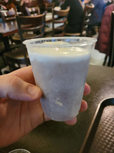 551 Howe St, Vancouver, BC V6C 2C2