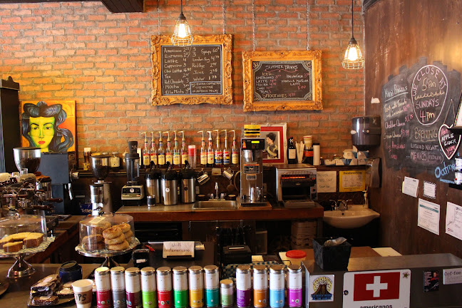 The Mad Bean Coffee House - Toronto