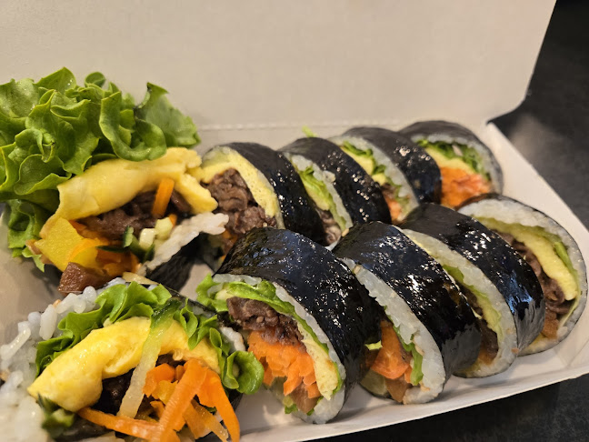 156 14th St E, North Vancouver, BC V7L 2N3