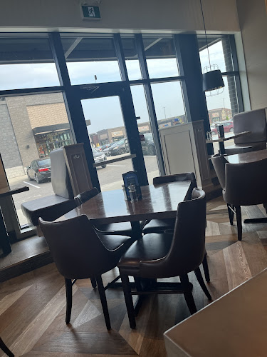 8295 Financial Dr Building O, Brampton, ON L6Y 1M1